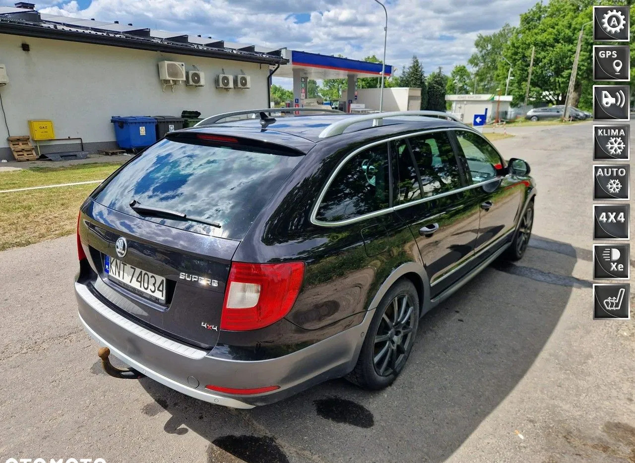 Skoda Superb cena 19900 przebieg: 164146, rok produkcji 2013 z Karczew małe 137